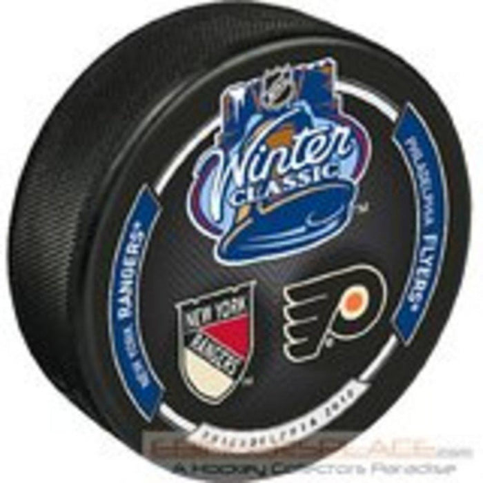 2012 NHL Winter Classic Logo Puck in Qube