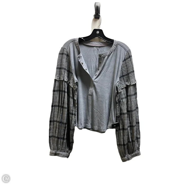 Top Long Sleeve By Pilcro In Grey, Size: Xl